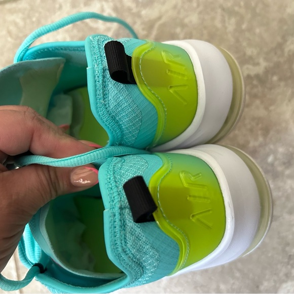 Nike Air Running Shoes Womens 7 Max Motion 2 CW5602-300 Aurora green - Picture 13 of 15